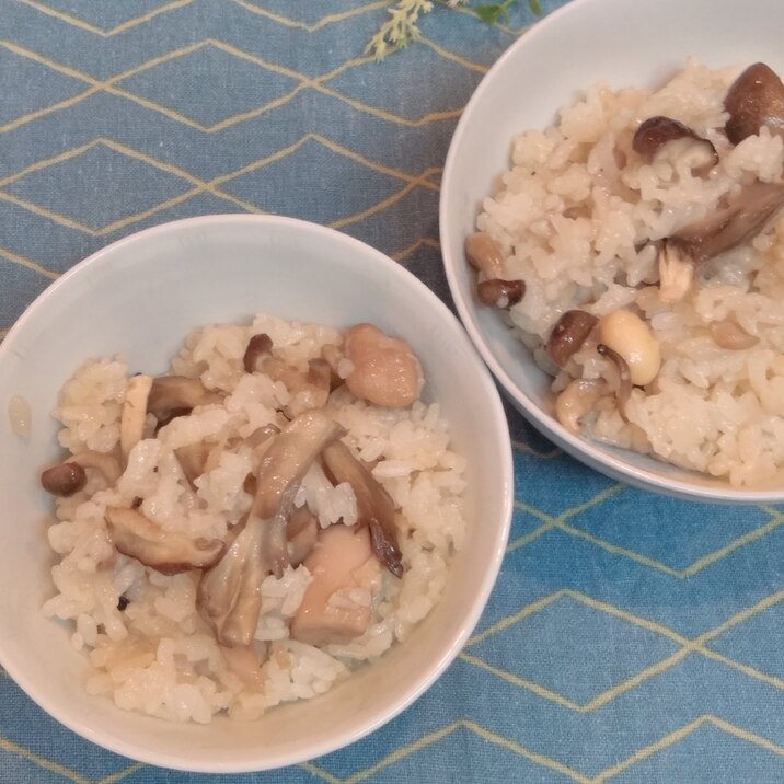 しみじみ美味しい♡舞茸と鶏肉の炊き込みご飯